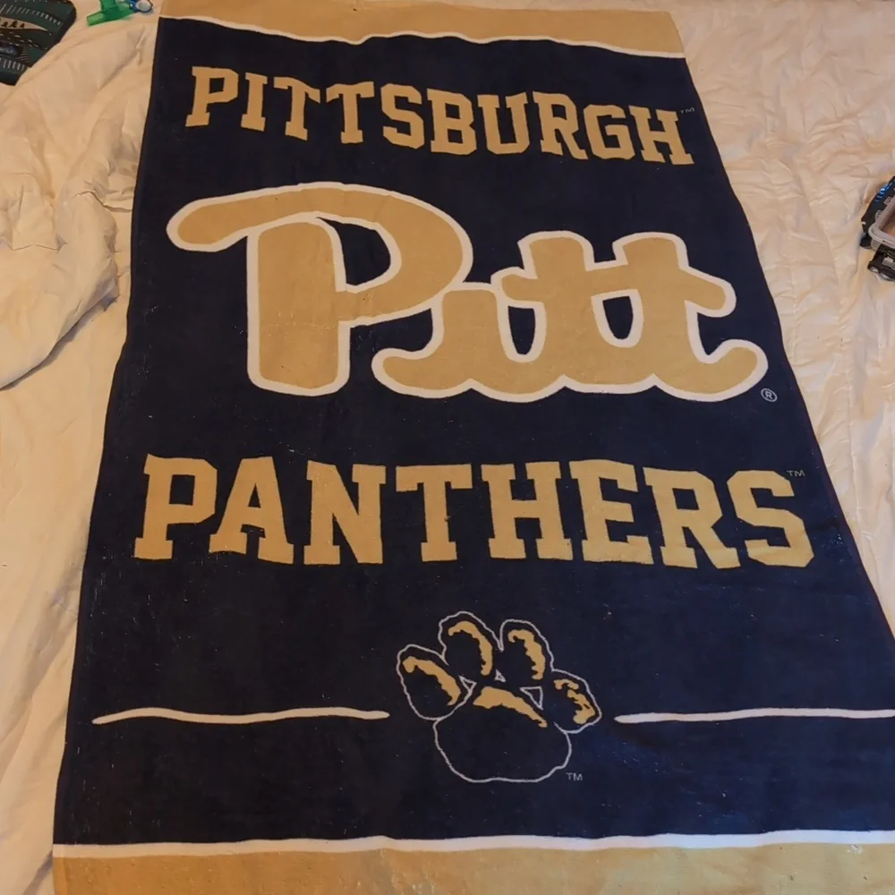 Pittsburgh Panthers football beach towel